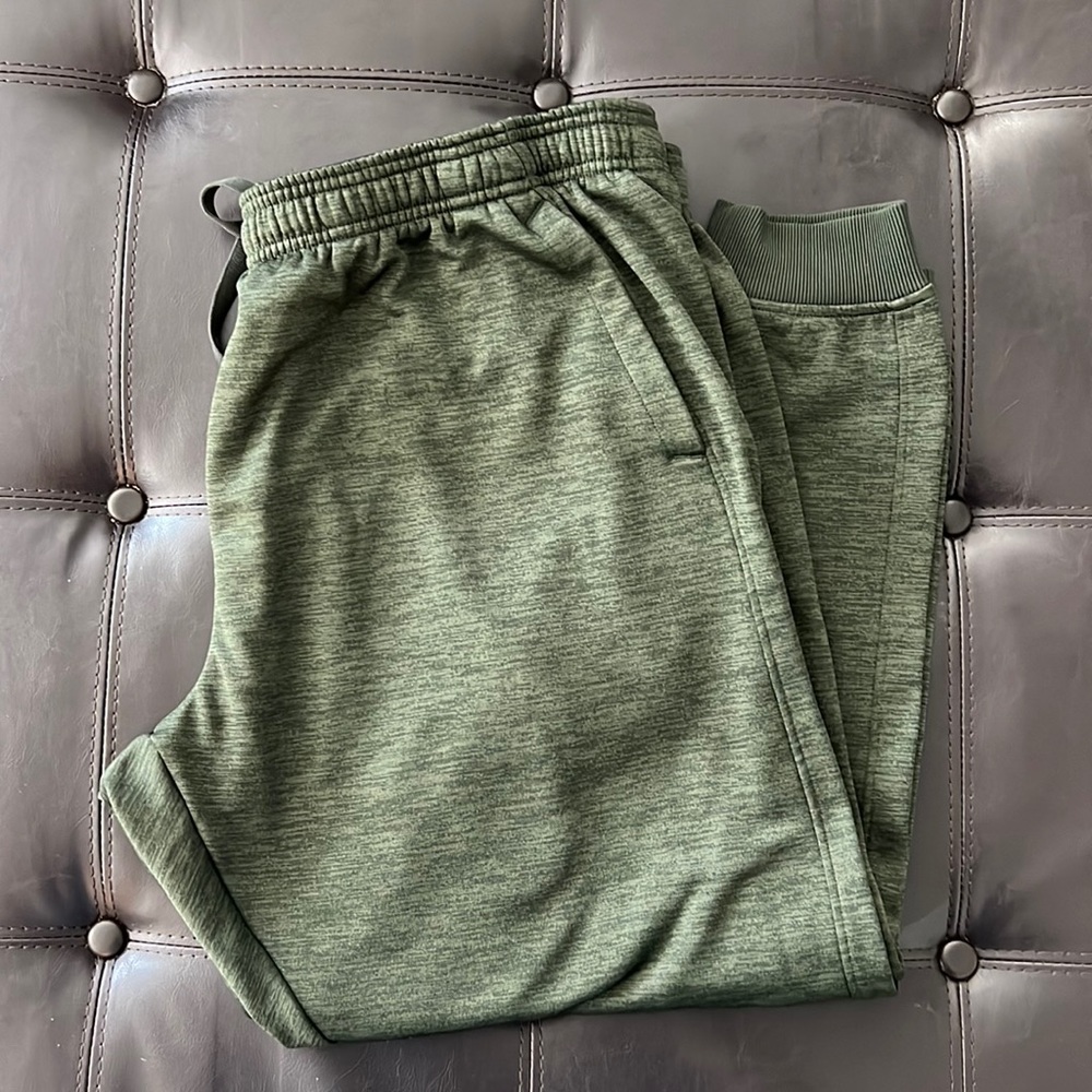 Under Armour Sweats